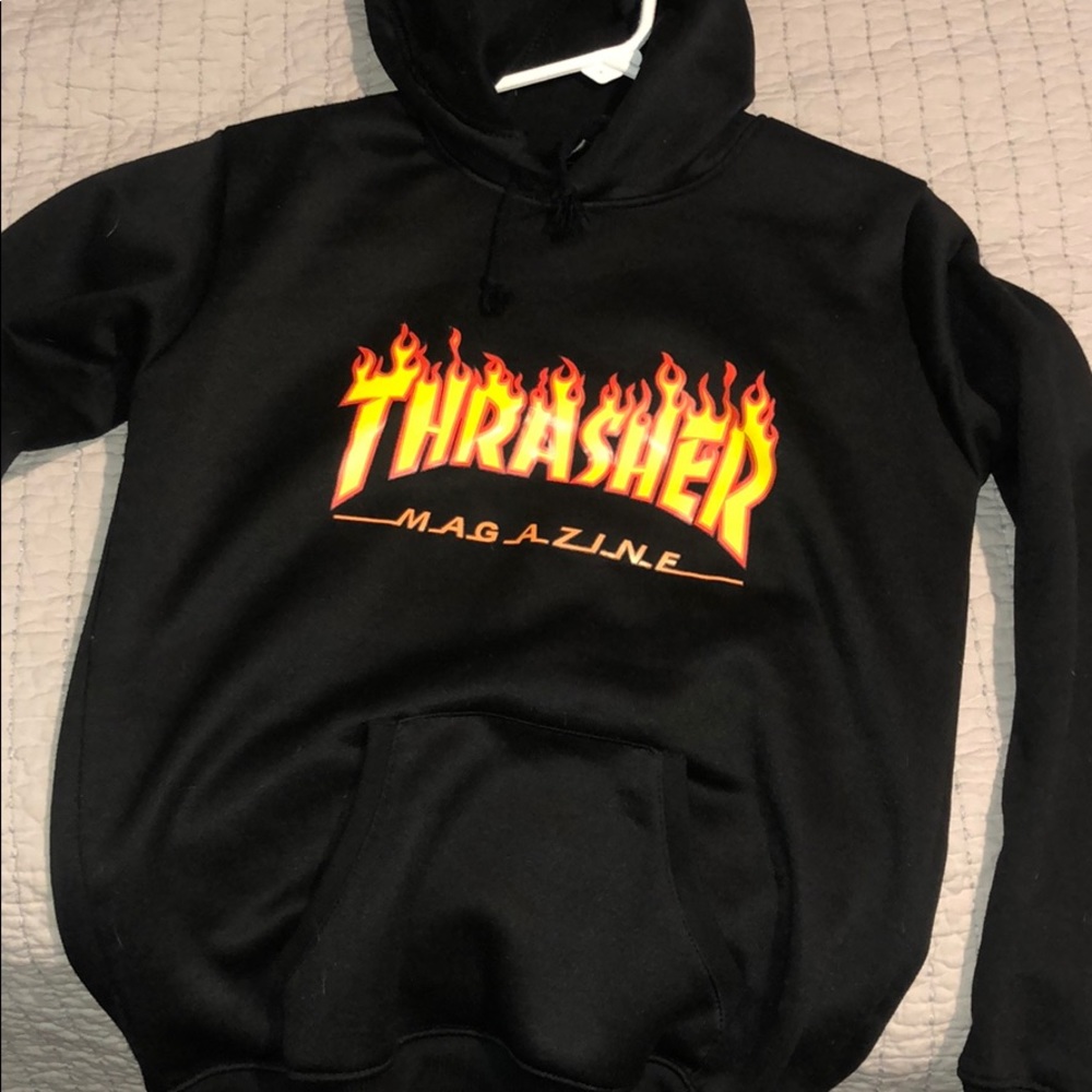 thrasher hoodie men’s S or women’s M